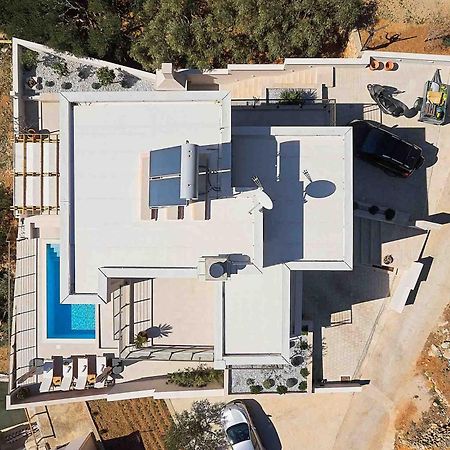 Dazzling Hvar Villa Villa Licita 4 Bedrooms Spacious Sunterrace Fitted With Sunbeds And Parasols Private Outdoor Swimming Pool Shaded, สเวตา เนเดลยา ภายนอก รูปภาพ