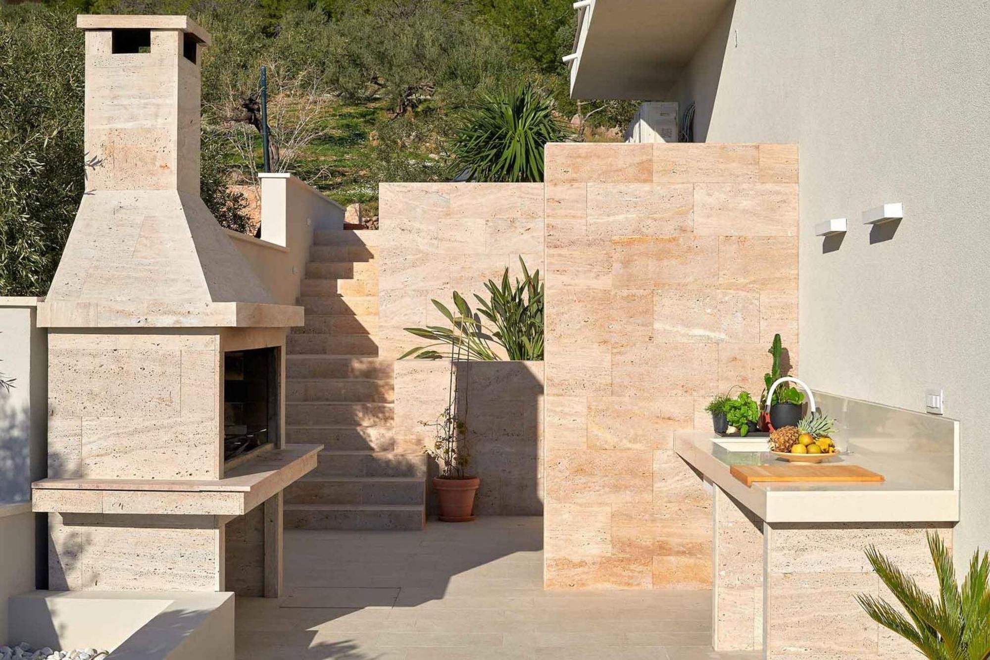 Dazzling Hvar Villa Villa Licita 4 Bedrooms Spacious Sunterrace Fitted With Sunbeds And Parasols Private Outdoor Swimming Pool Shaded, สเวตา เนเดลยา ภายนอก รูปภาพ